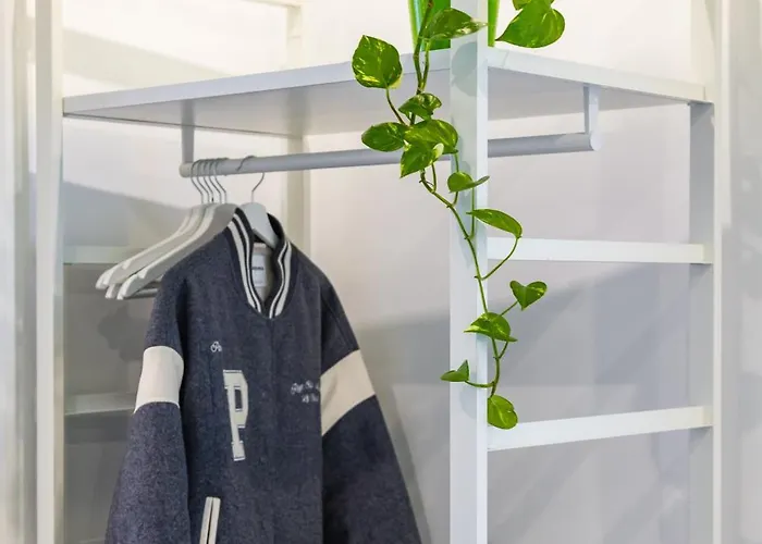 Le Porte Di Partenope Bed & Breakfast 4*