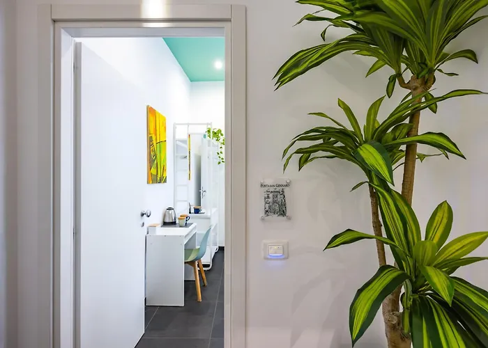 Le Porte Di Partenope