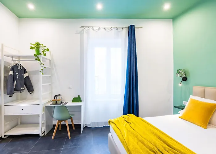 Le Porte Di Partenope 4* Naples