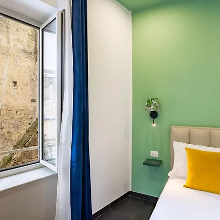 Le Porte Di Partenope Bed & Breakfast Napels