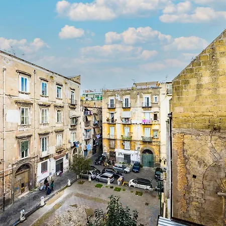 Le Porte Di Partenope Napels